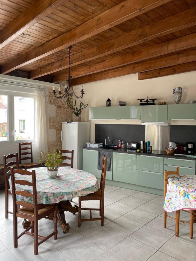Chez Sarah - L'Escapade Bed & Breakfast Javerlhac-et-la-Chapelle-Saint-Robert Luaran gambar